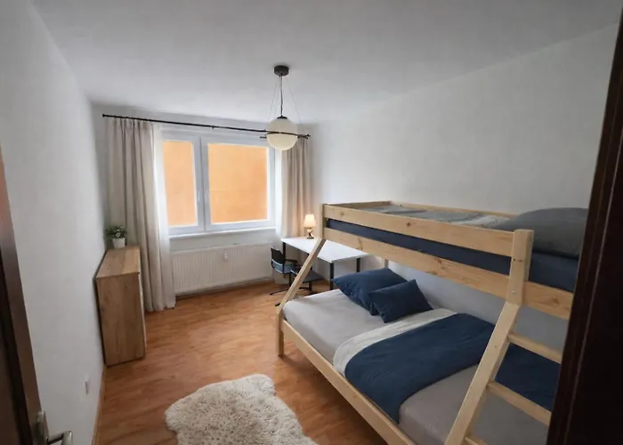 Appartement 3br Near Center With Parking *